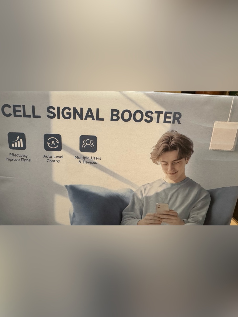 Cell Signal Booster Wireless Range Extender. New in box